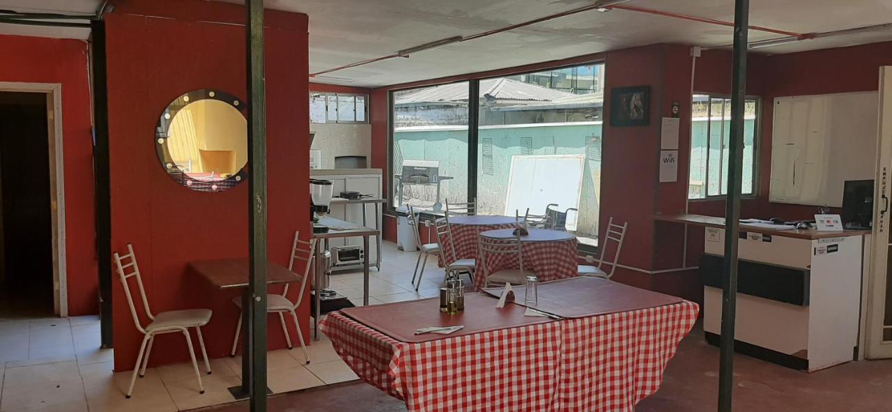 Hostal Estadio Nacional Santiago del Cile Esterno foto